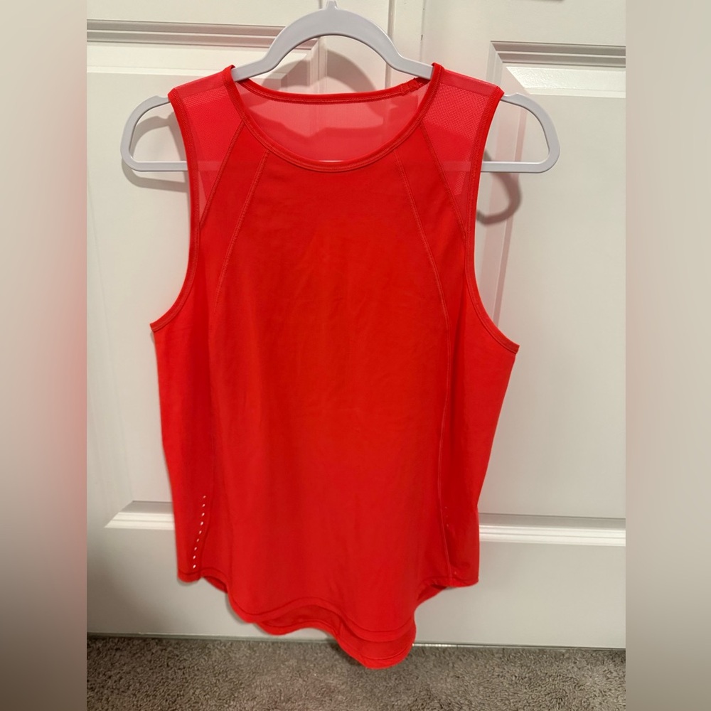 Lululemon *worn only 2x* Sculpt Tank orange/red (flare) color size 10